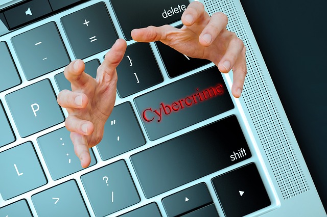 kyberkriminalita na klávese